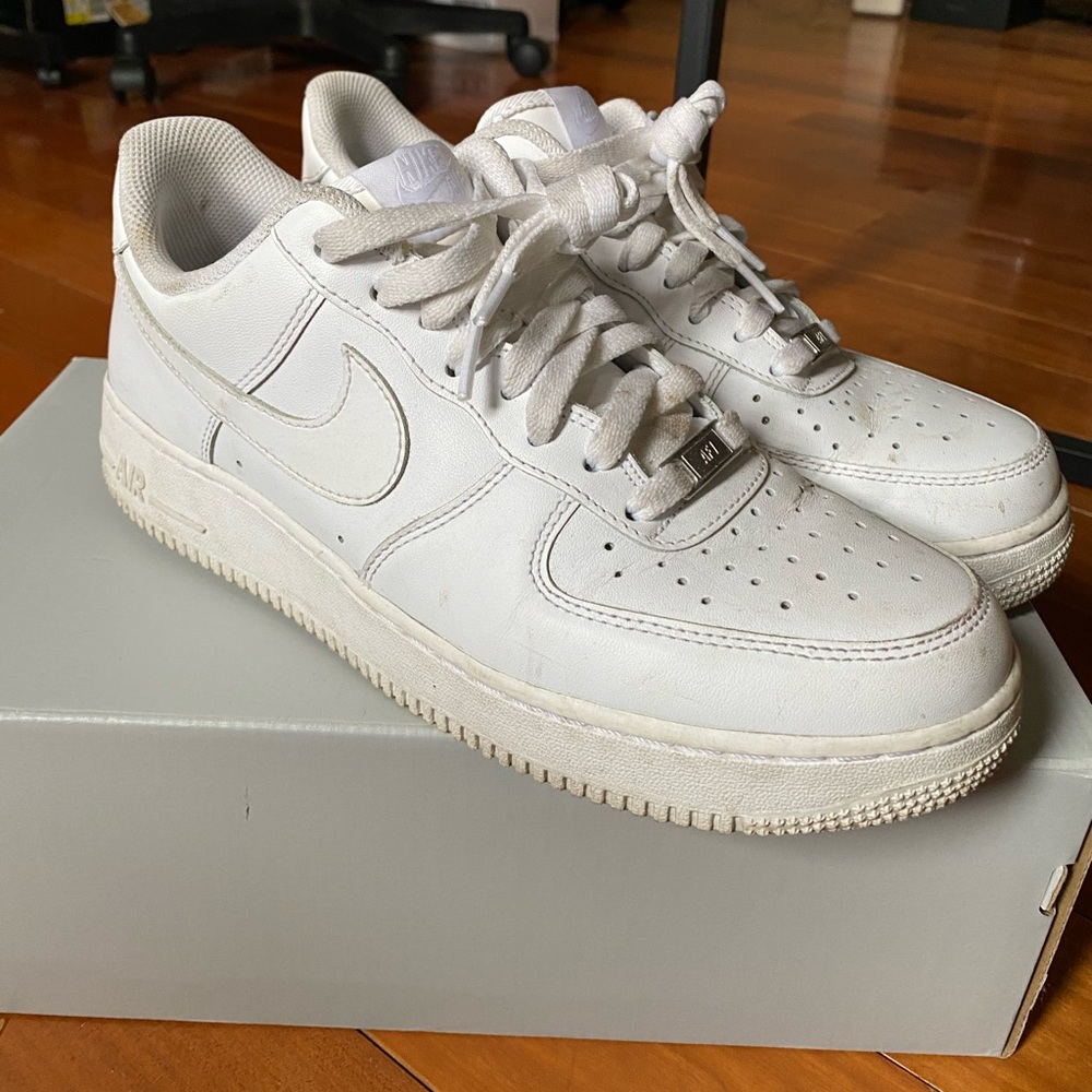 Men’s Air Force One Size 9